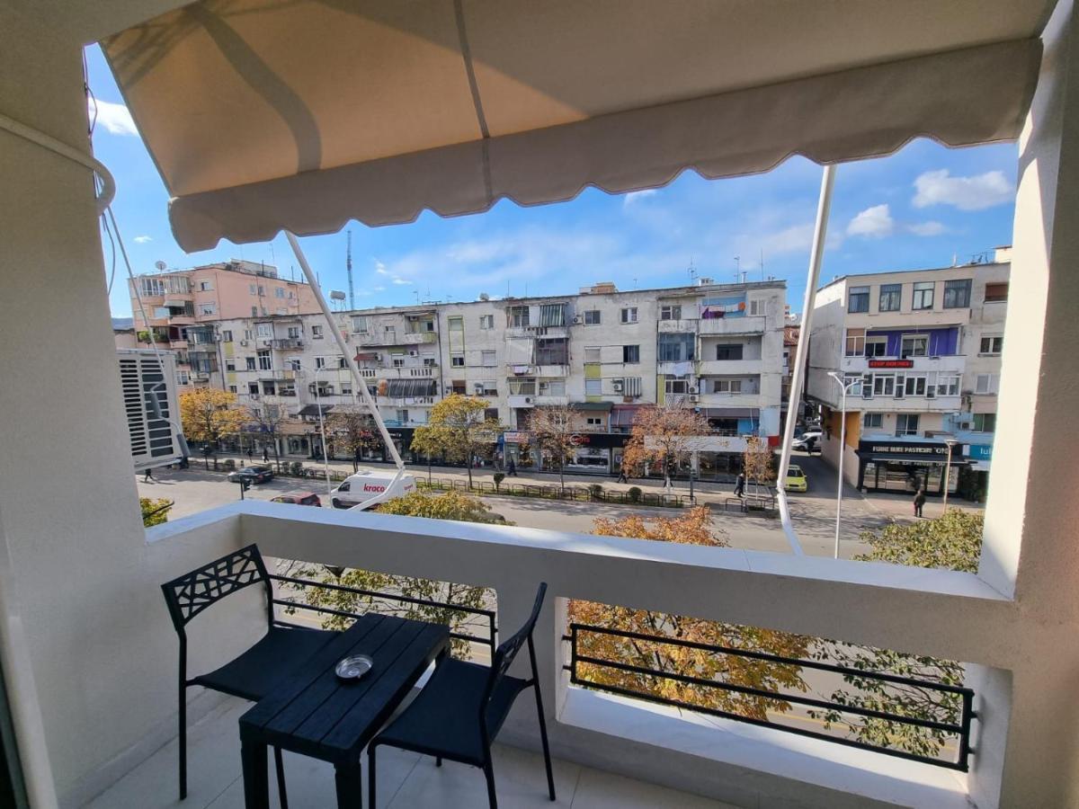 Arkle Apartment 1 Tirana Buitenkant foto