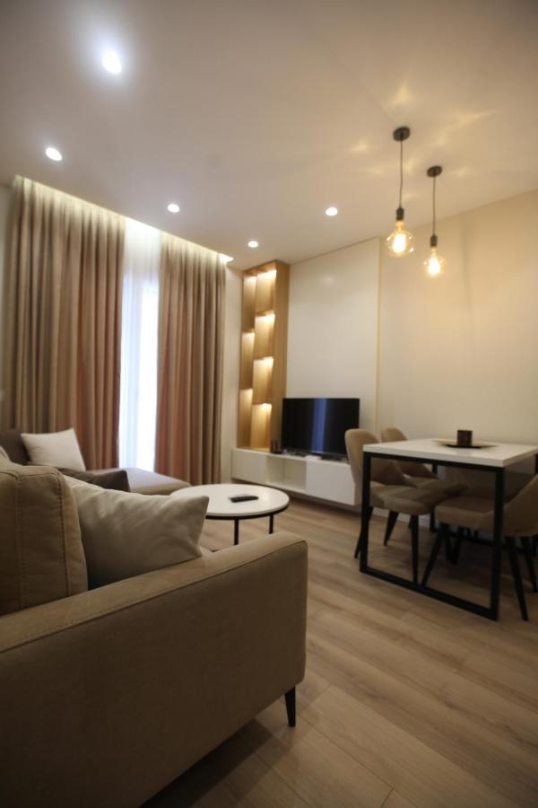 Arkle Apartment 1 Tirana Buitenkant foto