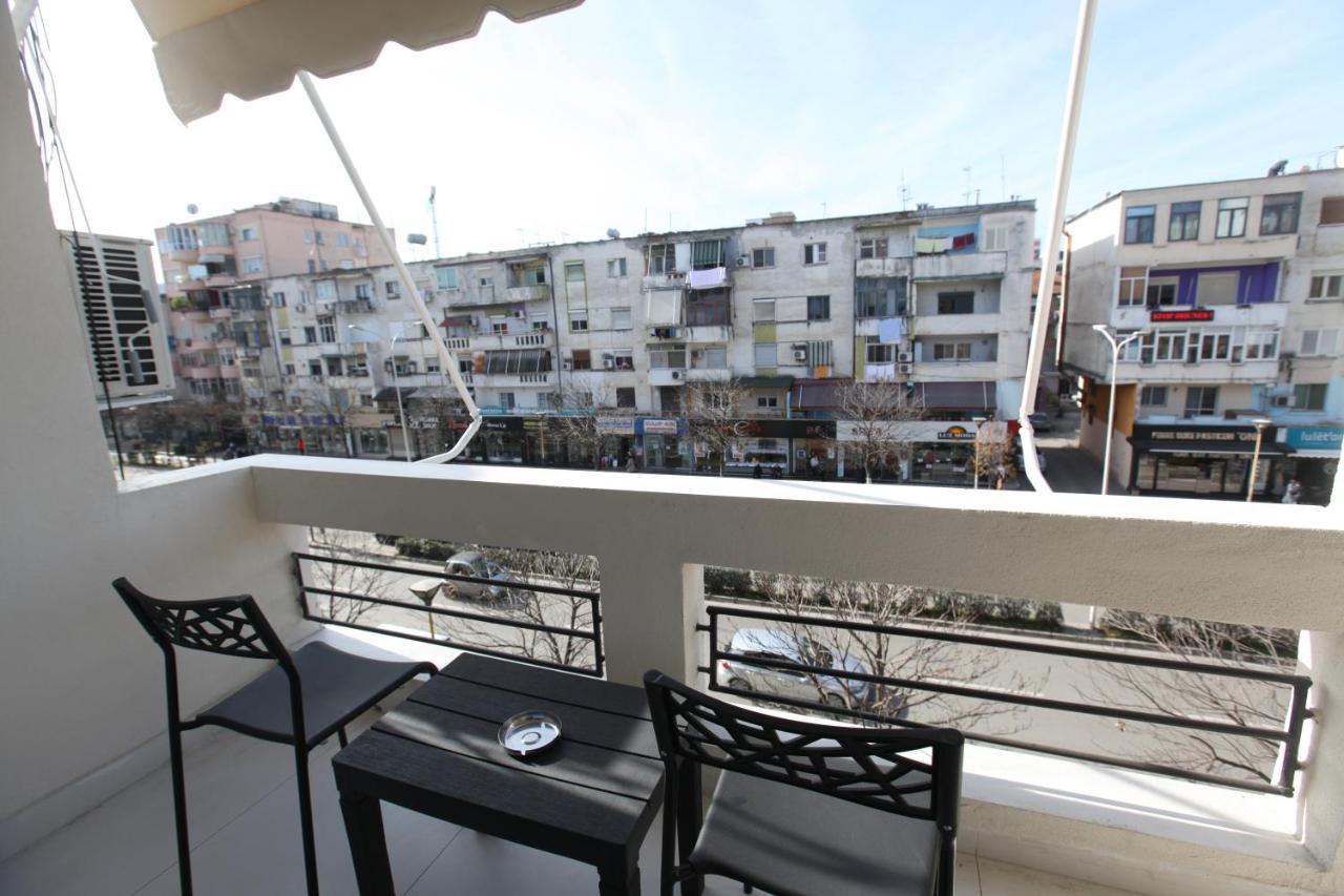 Arkle Apartment 1 Tirana Buitenkant foto