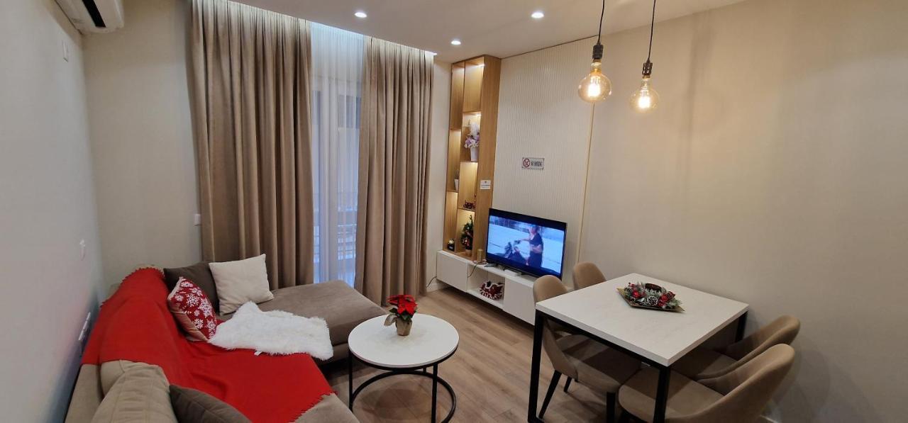 Arkle Apartment 1 Tirana Buitenkant foto