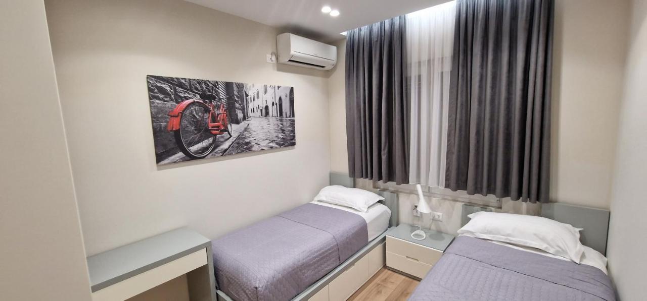 Arkle Apartment 1 Tirana Buitenkant foto